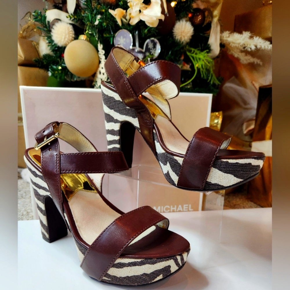 Michael Kohrs 7.5 Sexy Wedge Heel Ankle Strap Sandals Zebra with box